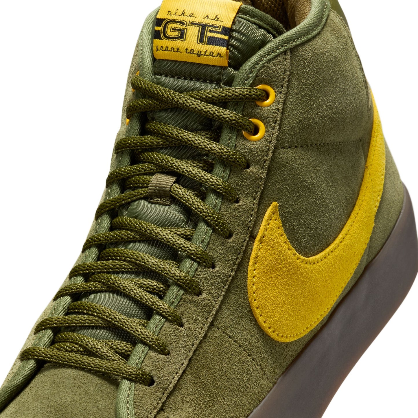 Nike SB Blazer Mid QS AntiHero rough green amarillo rough green